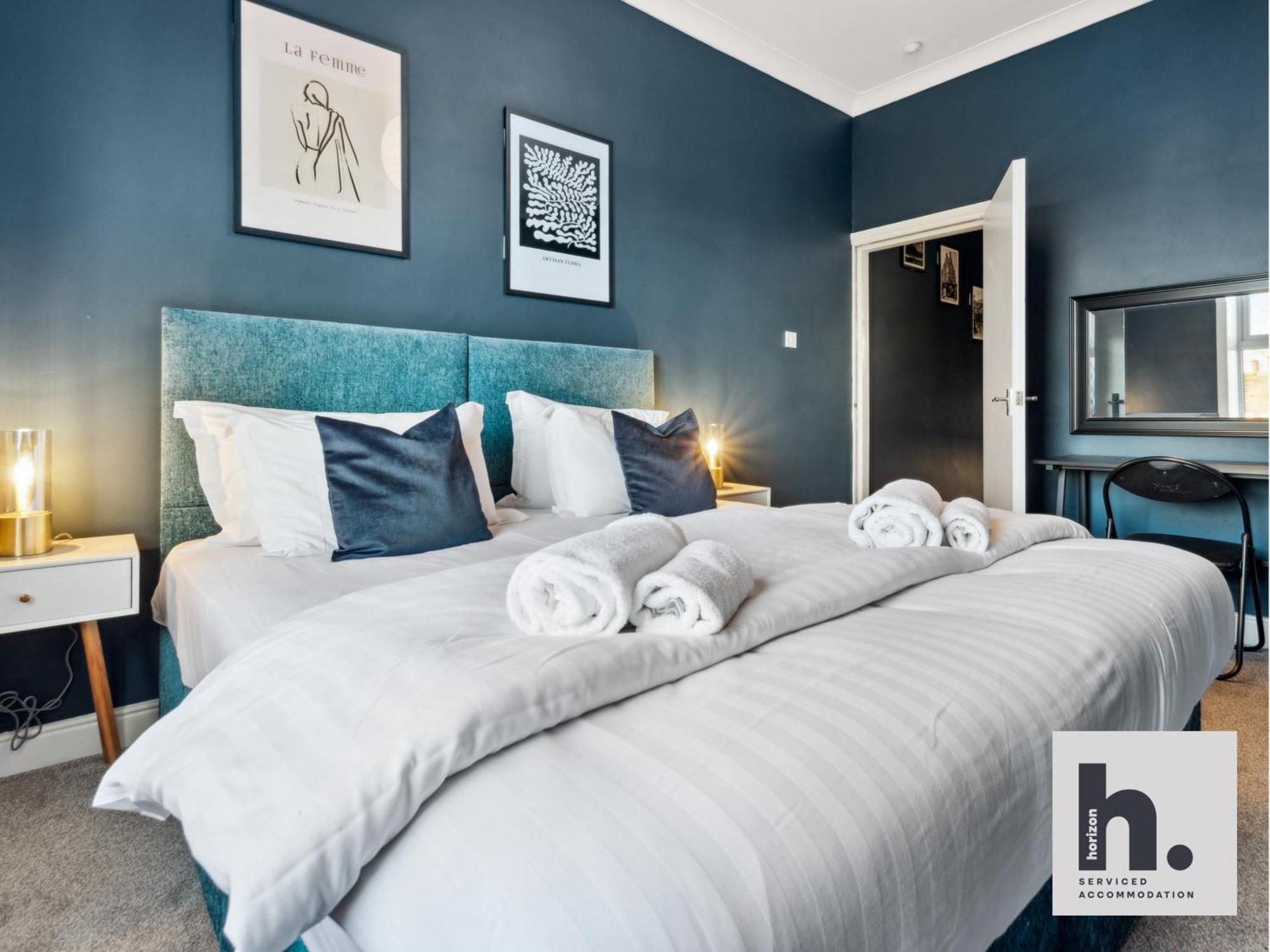 Free Parking - Penthouse - Business Stays - Relocating - St Harrogate Ngoại thất bức ảnh